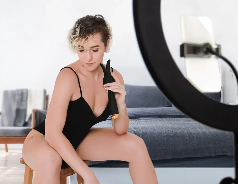 Svakom Vibrador Emma Neo - Oveja Negra Boutique - 6959633163238