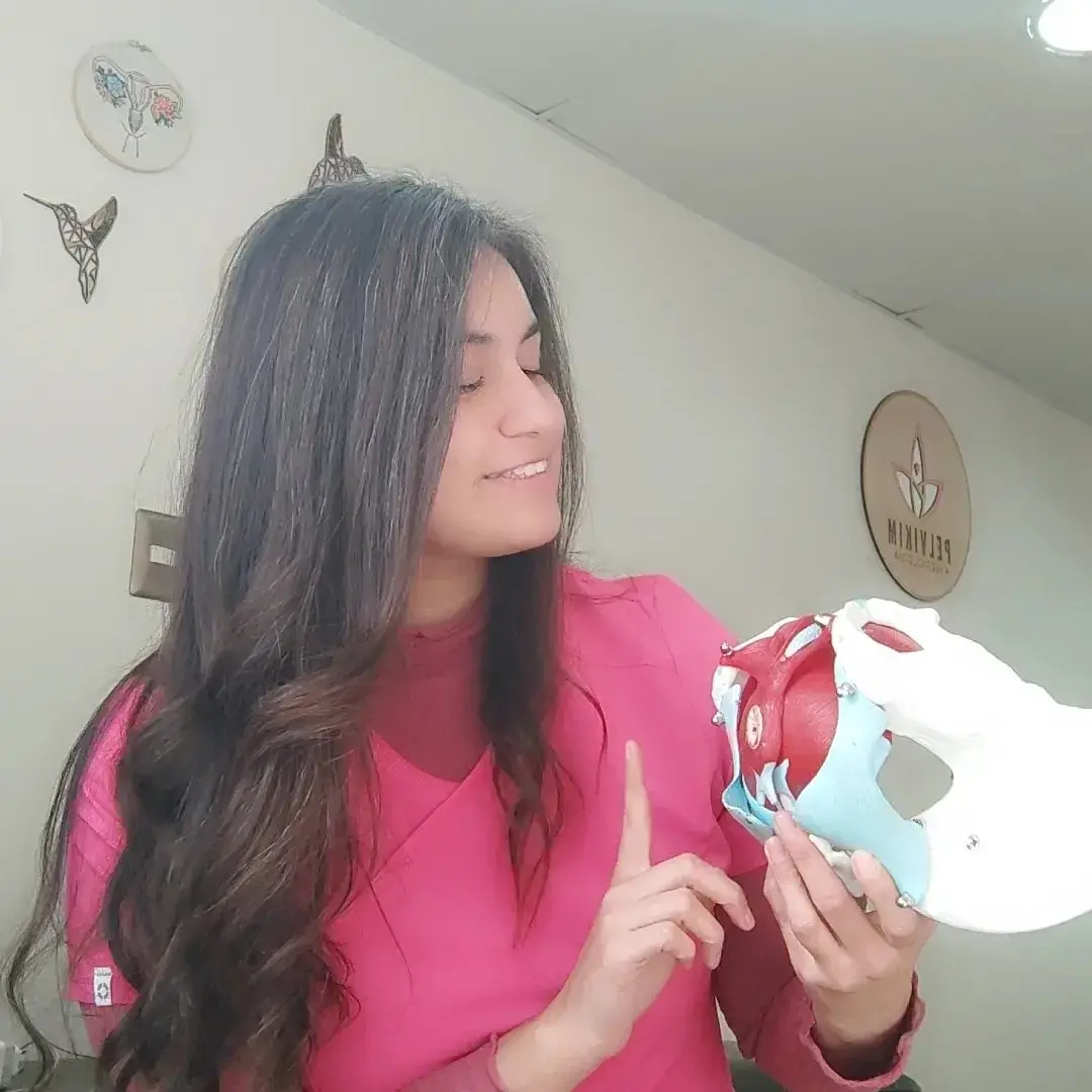 Kinesiologa Especialista en Piso Pelvico Macarena Urizar en Concepcion - Oveja Negra Boutique -